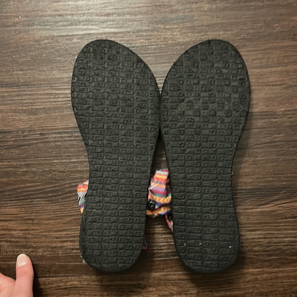Sanuk Slingback Multicolor Print Sandals - Size 8 - Picture 3 of 4